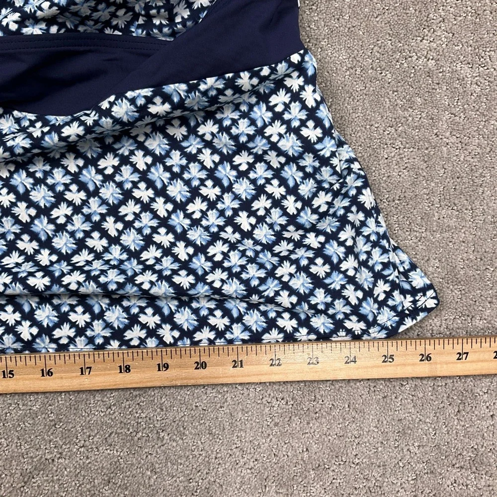 Lands End Tankini Top Womens 22W greem Geometric Floral Modest Beach Swimwear - Picture 3 of 8